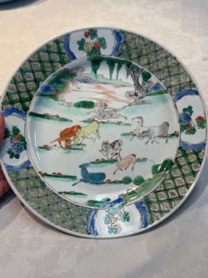 A Chinese famille verte 'Eight Horses' plate, Kangxi — photo 1