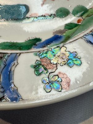 A Chinese famille verte 'Eight Horses' plate, Kangxi — photo 2