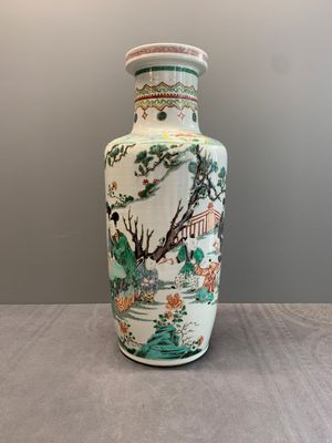 A Chinese famille verte 'Er Qiao Bing Du 二喬并讀‘ rouleau vase, Chenghua mark, 20th C. — foto 1
