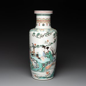 A Chinese famille verte 'Er Qiao Bing Du 二喬并讀‘ rouleau vase, Chenghua mark, 20th C. — foto 1