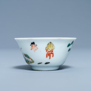 A Chinese famille verte 'erotical subject' cup and saucer, Kangxi — 照片 5
