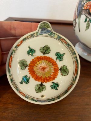 A Chinese famille verte ewer and cover, Kangxi — 照片 4