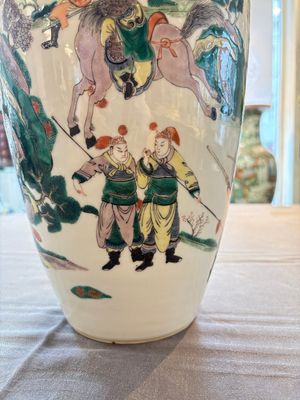 A Chinese famille verte 'Feng Shen Yan Yi 封神演義' vase, Kangxi mark, 19th C. — photo 6