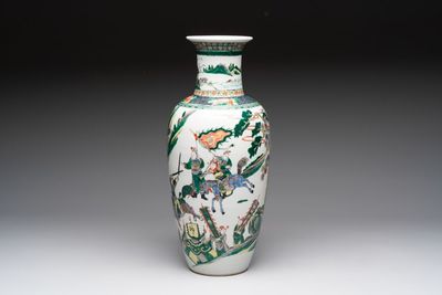 A Chinese famille verte 'Feng Shen Yan Yi 封神演義' vase, Kangxi mark, 19th C.