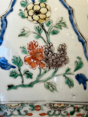 A Chinese famille verte 'figures and antiquities' jar and cover, Kangxi — 照片 24