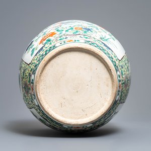 A Chinese famille verte fish bowl with birds among flowers, 19th C. — photo 5