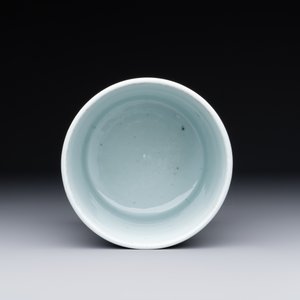 A Chinese famille verte 'fisherman' brush pot, 19th C. — foto 3