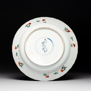 A Chinese famille verte 'flower basket' dish, artemisia leaf mark, Kangxi — photo 2