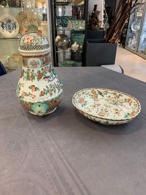 A Chinese famille verte fountain and basin with birds among flowering branches, Kangxi — photo 1