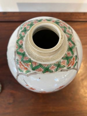 A Chinese famille verte 'four seasons' jar and cover, Kangxi — 照片 7