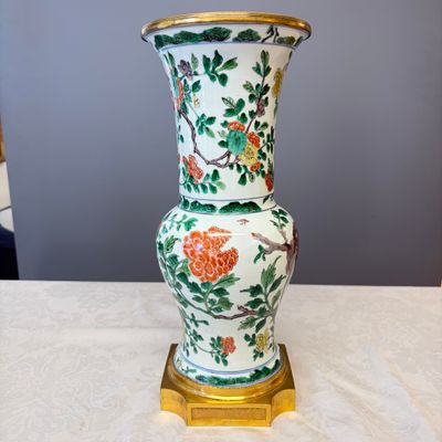 A Chinese famille verte gilt-bronze-mounted 'Yenyen' vase with pheasants — photo 10