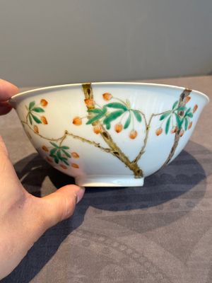 A Chinese famille verte 'goji' bowl, Daoguang mark, 20th C. — foto 3