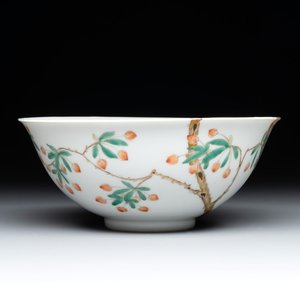 A Chinese famille verte 'goji' bowl, Daoguang mark, 20th C. — foto 1
