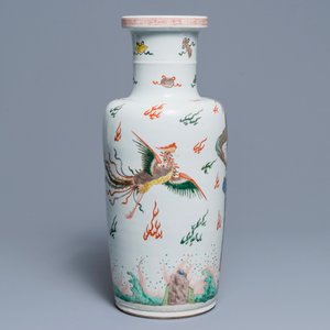 A Chinese famille verte inscribed 'dragon and phoenix' rouleau vase, Kangxi mark and of the period — 照片 4