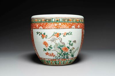 A Chinese famille verte jardiniere, 19th C.