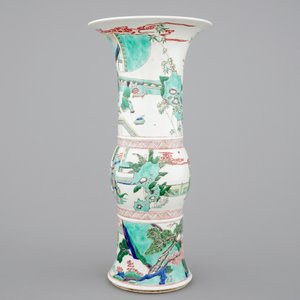 A Chinese famille verte Kangxi style yenyen vase, 19/20th C. — foto 2