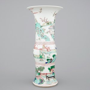 A Chinese famille verte Kangxi style yenyen vase, 19/20th C. — foto 3