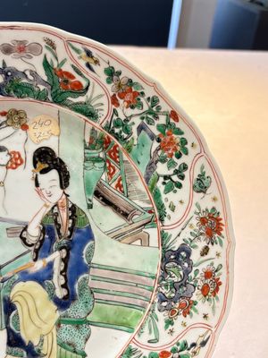 A Chinese famille verte 'lady and her cat' dish, Ding mark, Kangxi — photo 8