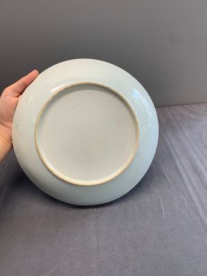A Chinese famille verte 'lady' plate, 19th C. — photo 3