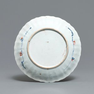 A Chinese famille verte lobed plate with a flowery jardinière, Kangxi — 照片 2