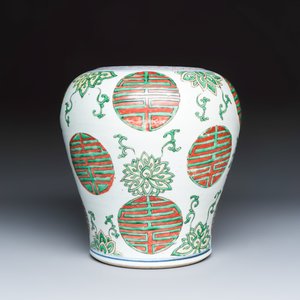 A Chinese famille verte 'Lotus and Shou' vase — photo 3