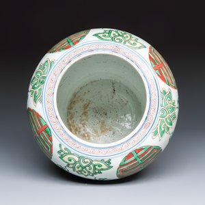 A Chinese famille verte 'Lotus and Shou' vase — photo 6