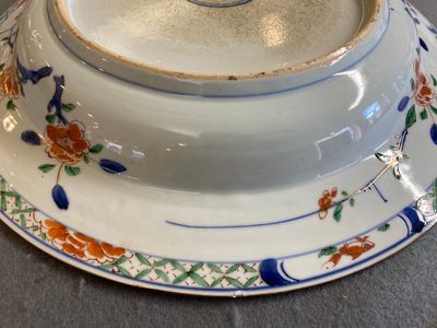 A Chinese famille verte 'mandarin ducks in a lotus pond' dish, Kangxi — photo 8