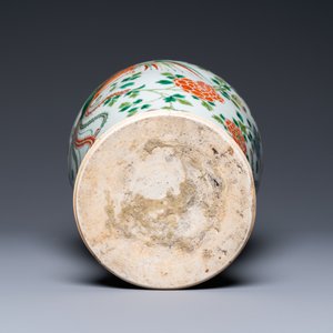 A Chinese famille verte 'meiping' vase with phoenixes, 19th C. — 照片 6