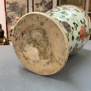 A Chinese famille verte 'meiping' vase with phoenixes, 19th C. — 照片 10