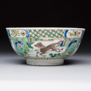 A Chinese famille verte 'Mythical Beasts' bowl, Lu Yi Tang 菉漪堂 mark, Kangxi — 照片 4