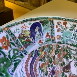 A Chinese famille verte 'mythical beasts' dish, Kangxi — photo 20