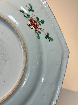 A Chinese famille verte 'peonies and pheasants' octagonal dish, Kangxi — photo 13