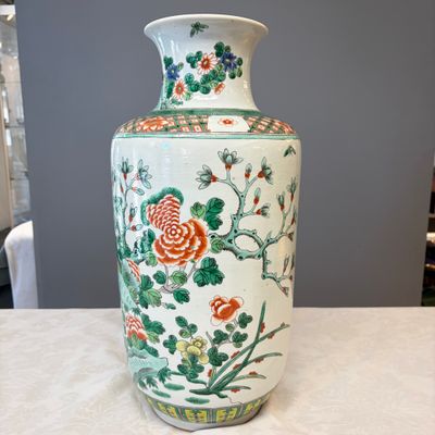 A Chinese famille verte 'Pheasants among Flowering branches' vase — photo 6