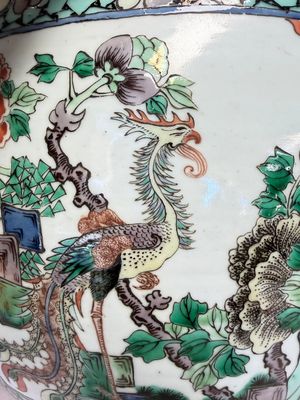 A Chinese famille verte 'Phoenixes and Mountainous Landscape' fish bowl or jardinière, 19th C. — 照片 13