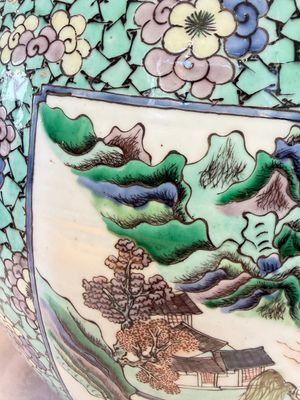 A Chinese famille verte 'Phoenixes and Mountainous Landscape' fish bowl or jardinière, 19th C. — 照片 2