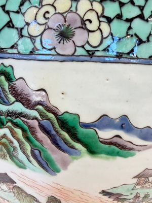 A Chinese famille verte 'Phoenixes and Mountainous Landscape' fish bowl or jardinière, 19th C. — 照片 4