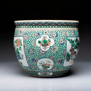 A Chinese famille verte 'Phoenixes and Mountainous Landscape' fish bowl or jardinière, 19th C. — 照片 2