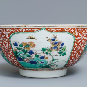 A Chinese famille verte plaque with playing boys and a landscape bowl, Kangxi — 照片 8