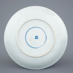 A Chinese famille verte plate of floral design, Kangxi — 照片 2