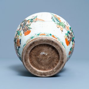 A Chinese famille verte 'playing boys' vase, 19/20th C. — 照片 6