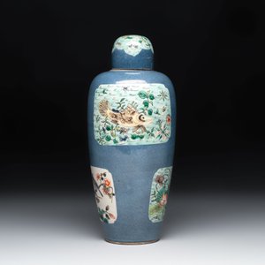 A Chinese famille verte powder-blue-ground 'Fish and Bird' vase and cover, 19th C. — photo 3
