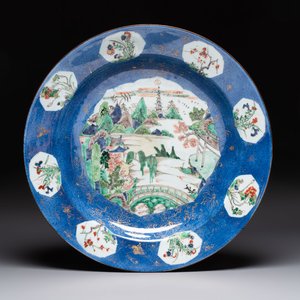 A Chinese famille verte powder-blue-ground 'landscape' dish, Kangxi — 照片 1