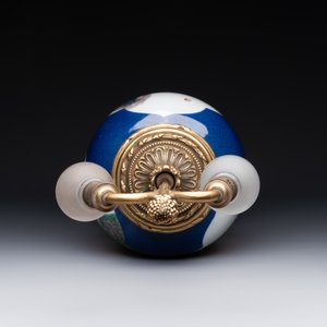 A Chinese famille verte  powder-blue-ground 'mythical animal' vase with gilt bronze lamp mounts, 19th C. — photo 5