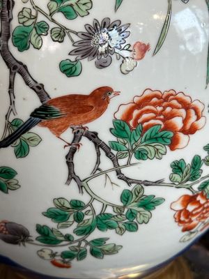 A Chinese famille verte powder blue-ground vase mounted as lamp, 19th C. — photo 11