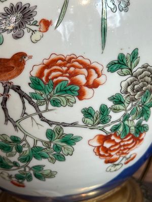 A Chinese famille verte powder blue-ground vase mounted as lamp, 19th C. — photo 12