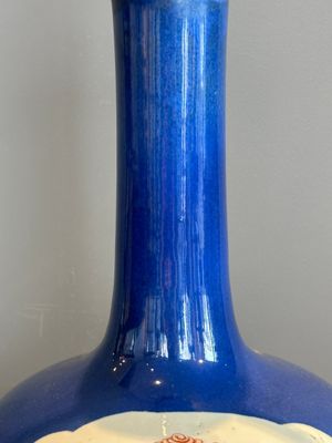 A Chinese famille verte powder blue-ground vase mounted as lamp, 19th C. — photo 15