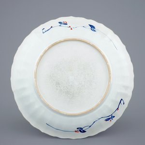 A Chinese famille verte "Provinces" dish with the arms of Artoys, Kangxi/Yongzheng, ca. 1720 — photo 2