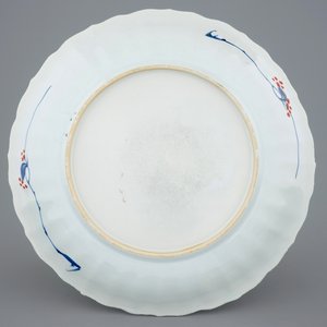 A Chinese famille verte "Provinces" dish with the arms of Artoys, Kangxi/Yongzheng, ca. 1720 — 照片 2