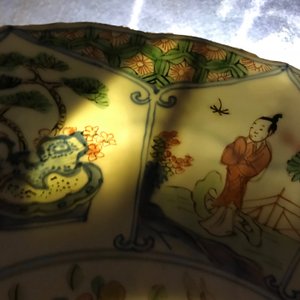A Chinese famille verte "Provinces" dish with the arms of France, Kangxi/Yongzheng — 照片 6