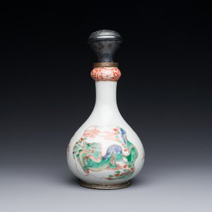 A Chinese famille verte 'qilin' vase with silver mounts, Kangxi — 照片 1